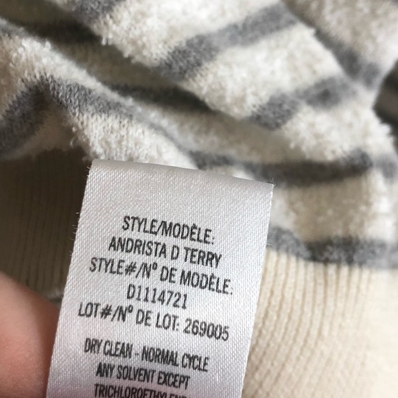 THEORY Terry Andrista D Sweater - Picture 7 of 7